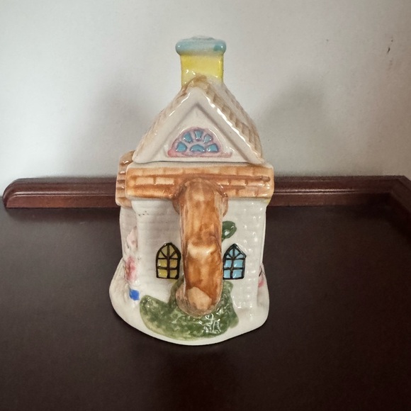 Vintage Houston Harvest Teapot Ceramic Christmas White Brick Cottage Santa 6" - Picture 2 of 5